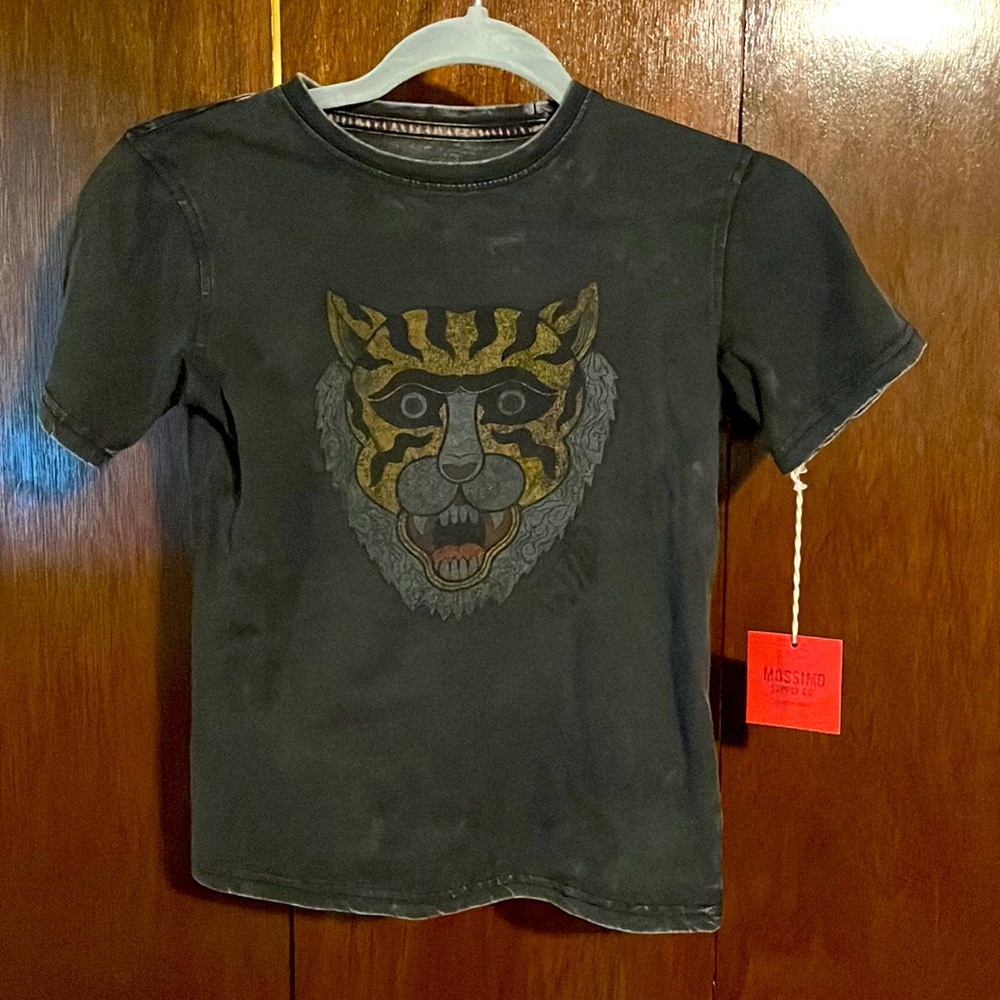 NWT - Mossimo Supply Boys Liger Graphic Tee